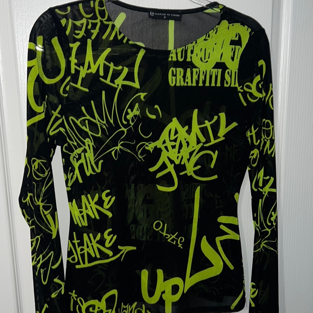 Cuteeee Neon Long sleeve see through top